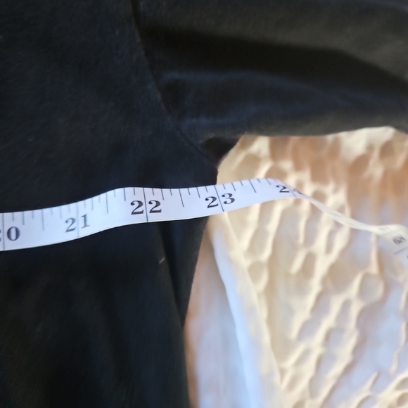 Roman Tiriam Mens Black Legends Never Die Graphic T-Shirt XL Jasper Canada 2side - Picture 4 of 7